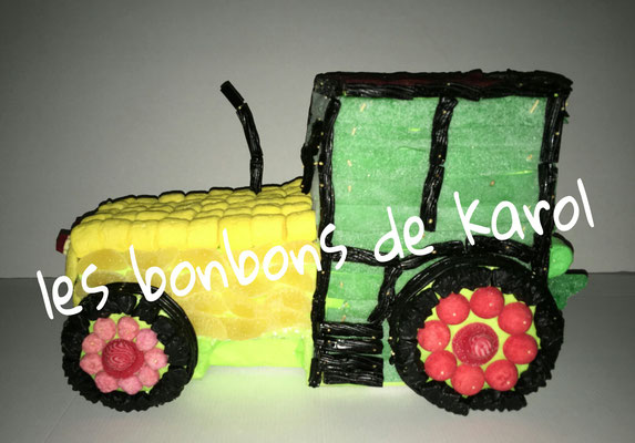 tracteur 60 € (env. 2178 gr et 414 bonbons - larg 28 lg 43 et ht 25 cm)