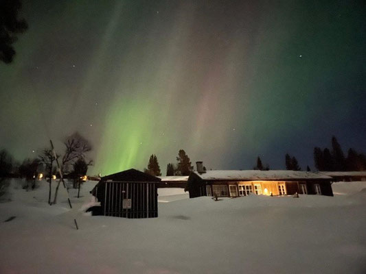 Hütte in Nowegen buchen mit Nordlicht-Erlebnis...