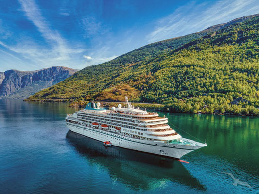 Traumschiff Reisen mit MS Amadea - Phoenix Kreuzfahrten Weltreisen und noch Meer...