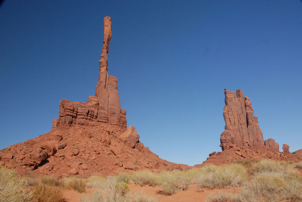 totem pole, monument valley; ut