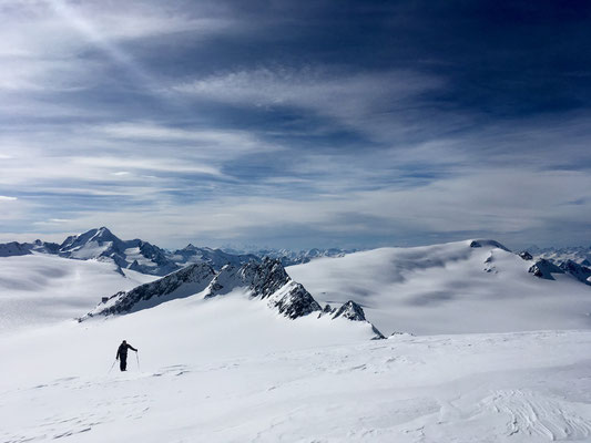 Die letzten Meter zum Skigipfel der Hochvernagtspitze, Ötztaler Alpen