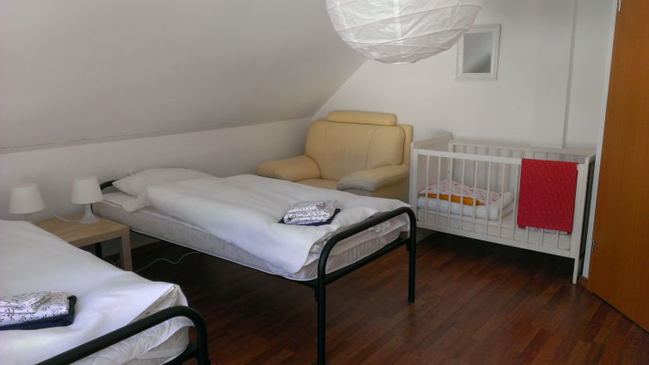 1e etage slaapkamer 1