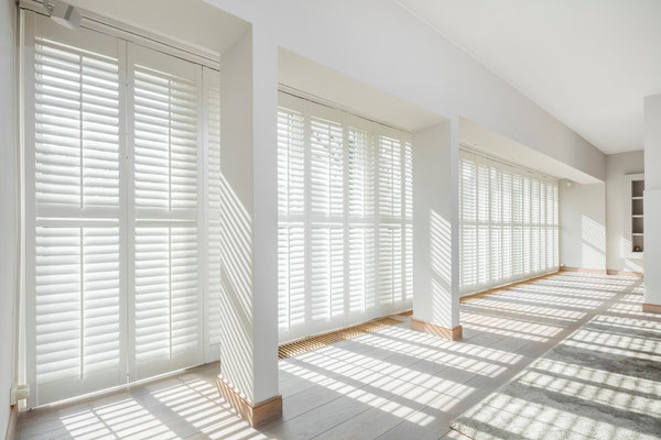 shutter hoog raam