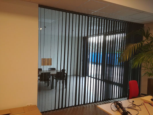 verticale lamellen kantoren branvertragend