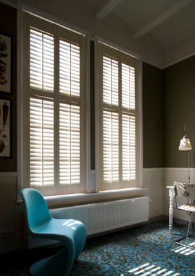 Shutter in bureel