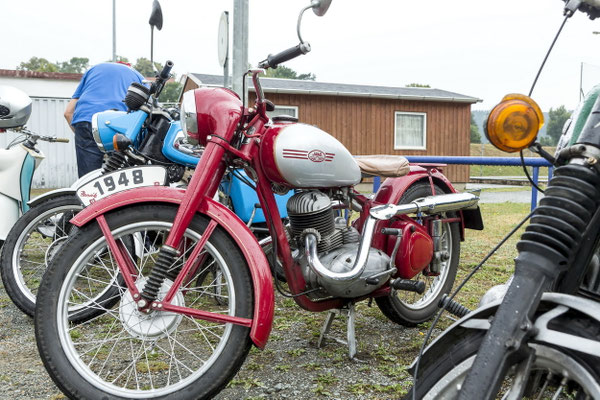 Jawa 250ccm in einer Geländesportversion