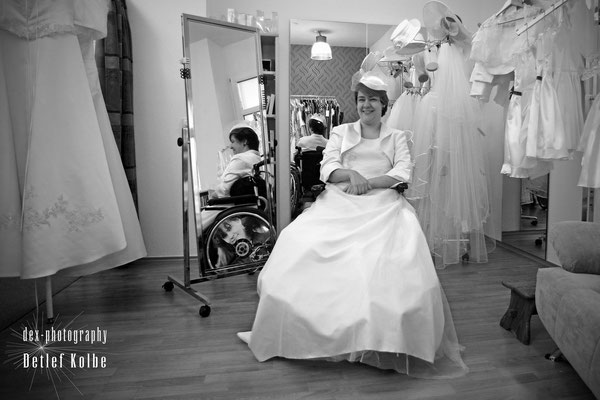 Speednetti bei der Brautkleidanprobe beim Hochzeitsausstatter "Hochzeitsträume" Plauen, bei Annette Multhaup