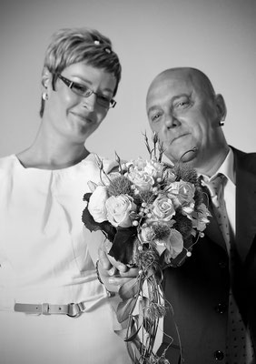 Dominique und Andreas bei Brautpaarshooting in Elsterberg