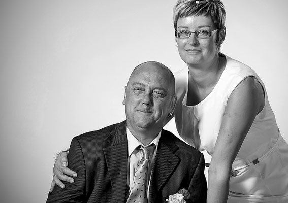 Dominique und Andreas bei Brautpaarshooting in Elsterberg