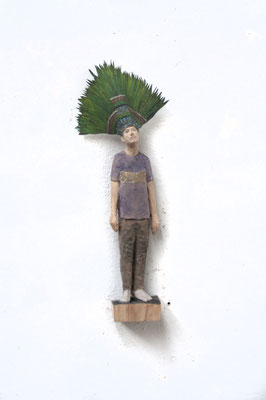 Frau mit Federschmuck (Amazonas)  I  Lindenholz, bemalt