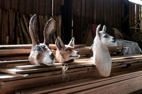 Konferenz der Tiere _ Hase, Fuchs und Lama  I  Tannenholz bemalt  I  Eins und Alles, Welzheim