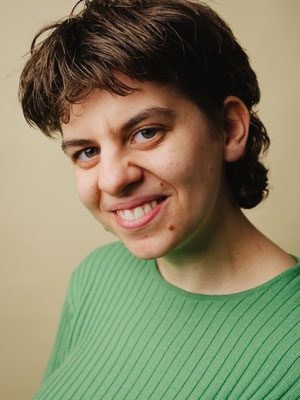Anouk Barakat actress headshot represented by Walcher Management