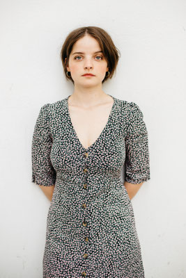 Anne Stein actress headshot represented by Walcher Management