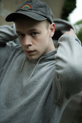 Nils Thalmann actor headshot represented by Walcher Management