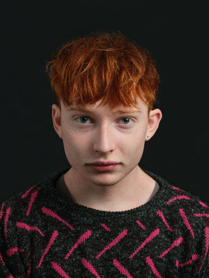 Xari Wimbauer actor headshot represented by Walcher Management