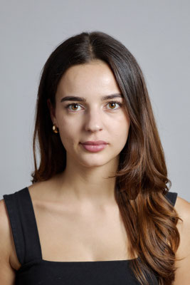 Wiebke Langosch actress headshot represented by Walcher Management
