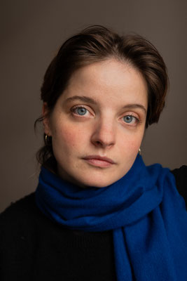 Anne Stein actress headshot represented by Walcher Management