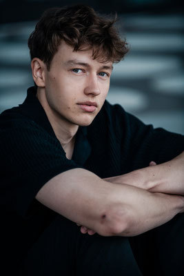 Jakob Wimberger actor headshot represented by Walcher Management