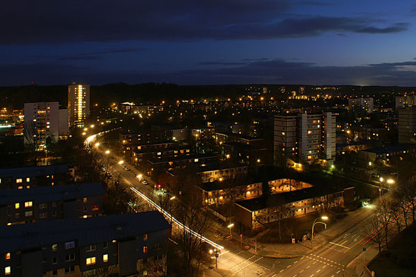 Neuwiedenthal bei Nacht - Foto: Hans Dieckmeyer