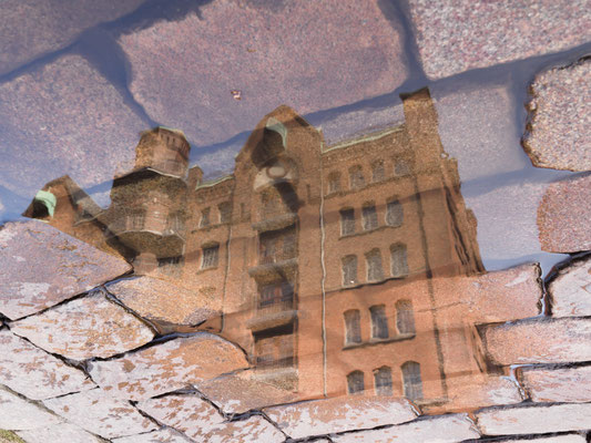 Spieglung - Ort: Hamburg - Foto: Dirk Heindorf