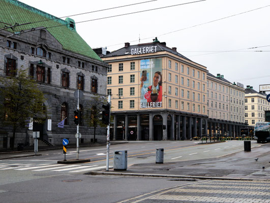 6stöckiges Kaufhaus mit Restaurant Byhyggen im 5. Stock