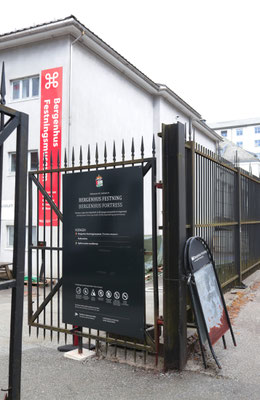 Festungsmuseum mit u.a. großer Ausstellung zum Widerstand im zweiten Weltkrieg