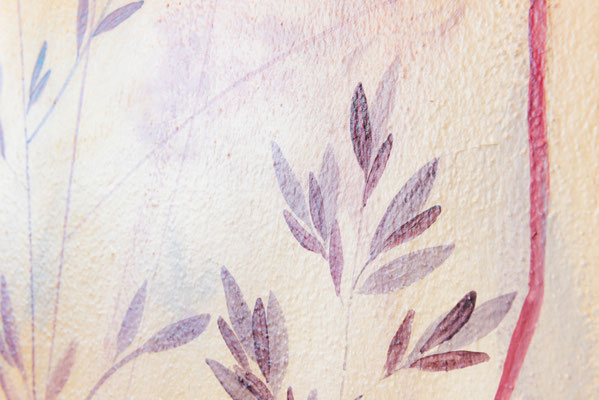 Decorazione di una parete salotto in casa privata