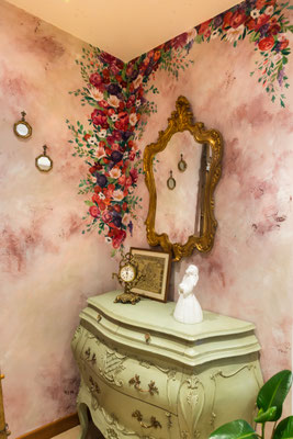 Decorazione floreale in entrata, abitazione privata
