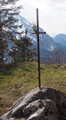(Großer) Lugkogel, Oberösterreich (Haller Mauern) ALTES GIPFELKREUZ