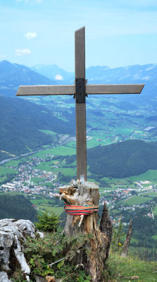 (Großer) Lugkogel, Oberösterreich (Haller Mauern) NEUES GIPFELKREUZ