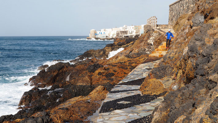 am Weg zum Hohlaki Beach