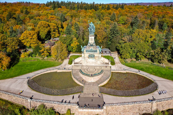 Niederwald Denkmal, Rüdesheim, Rhine River Valley, Germany