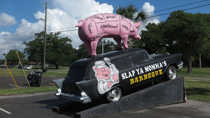 " Slap ya momma", near Biloxi, Mississippi