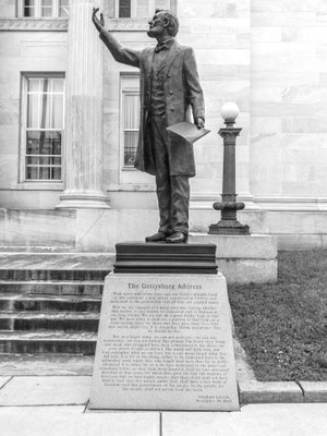 Lincoln Monument, Gettysburg, Virginia