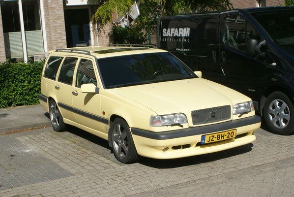 Volvo 850R