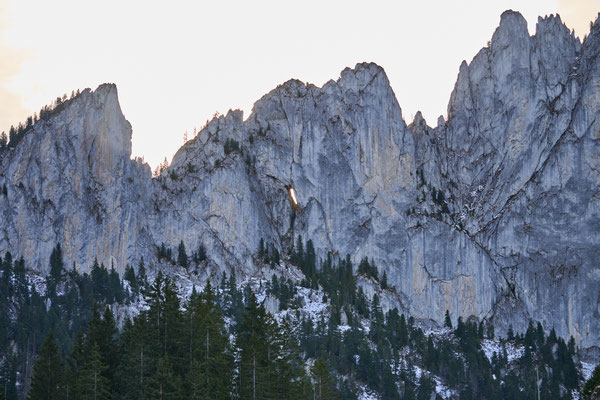 Grossmutterloch Jaun - Sonne warten 10-00h - Blumer Emil
