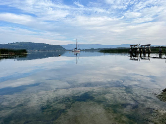 Radovanovic R Dragica - Einsames Segelboot