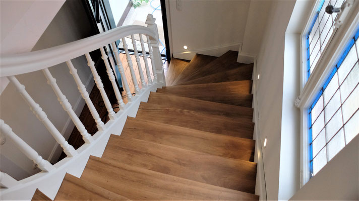 Escalier restauré, laqué et vernis
