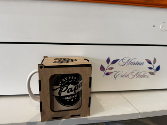 Marina CréaMaker - Création box mug en bois 