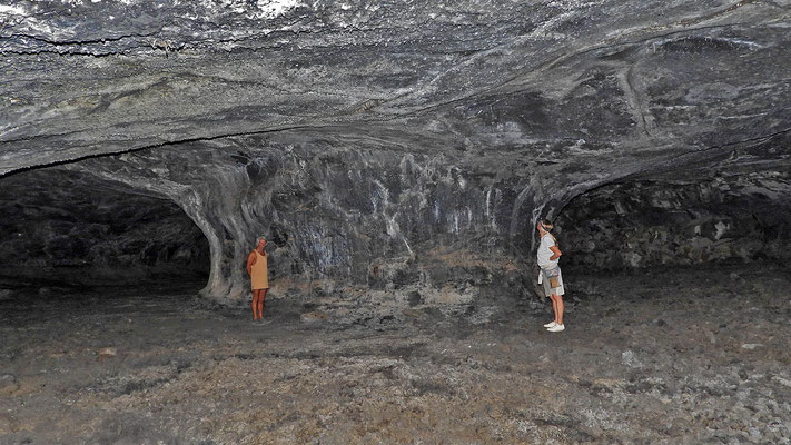 Cueva de los Naturalistas - zweiter Saal mit Säule.