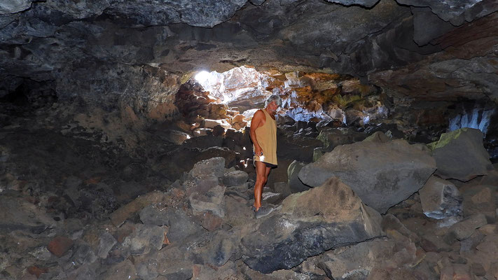Cueva de los Naturalistas - die ersten Meter