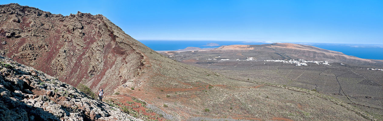 Monte Corona - Aufstieg zum östlichen Kraterrand.