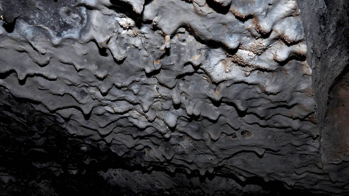 Cueva de los Naturalistas - Detail Lavaröhre