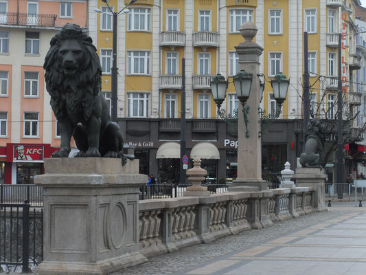 Lions Bridge