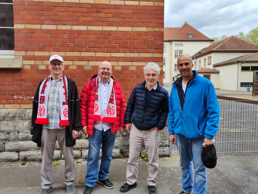 Hermann Weingärtner, Gerhard Maurer, Dr.W.Klee und Herr Fink KiTa-Leitung (Christina Kärtner fotografiert...)