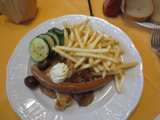 A la frontière belge, les frites sont incontournables