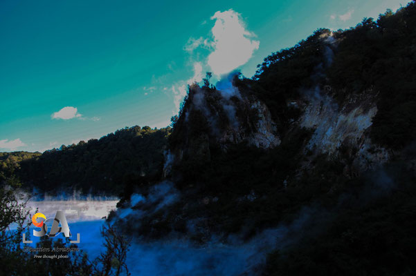 Waimangu Volcanic Valley, iso 100, f 5.0, 1/200s
