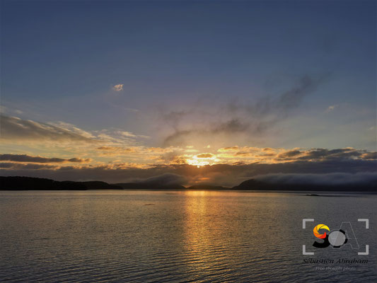 Fiordland, iso 100, f 9, 1/200s
