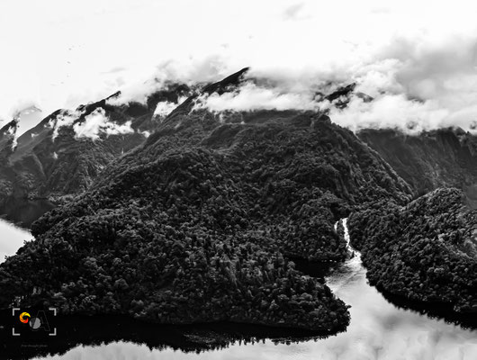Fiordland, iso 100, f 2.8, 1/30s