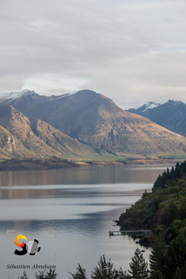 Queenstown, iso 200, f 10, 1/200s